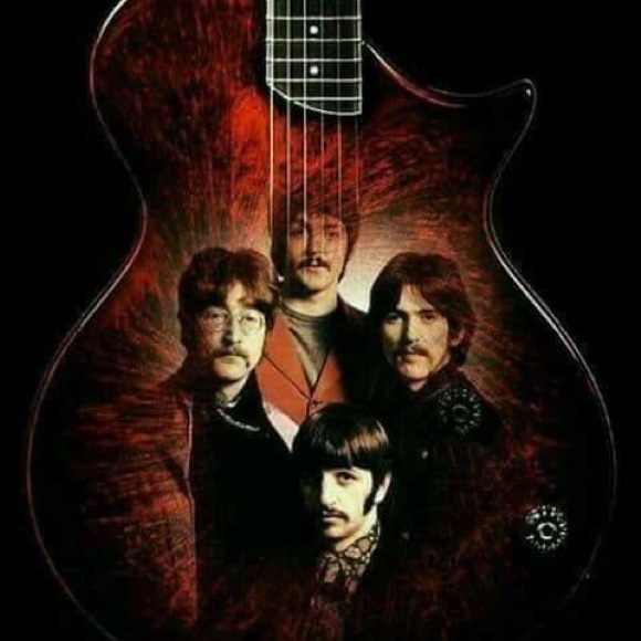 Meet your Posher, Gwen - Picture 2 of 2